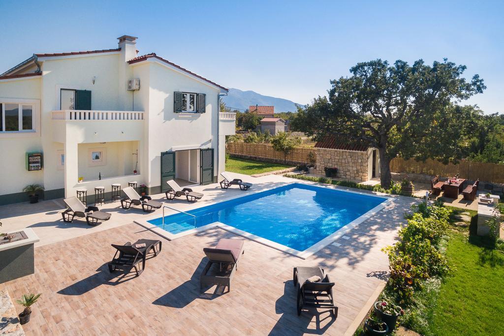 Villa Mery Sestanovac ภายนอก รูปภาพ