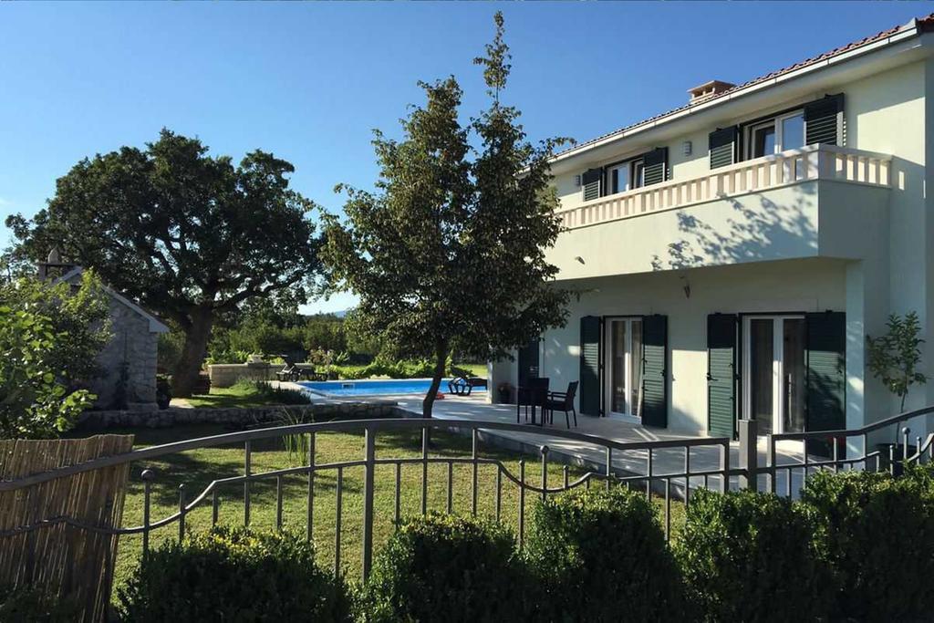 Villa Mery Sestanovac ภายนอก รูปภาพ